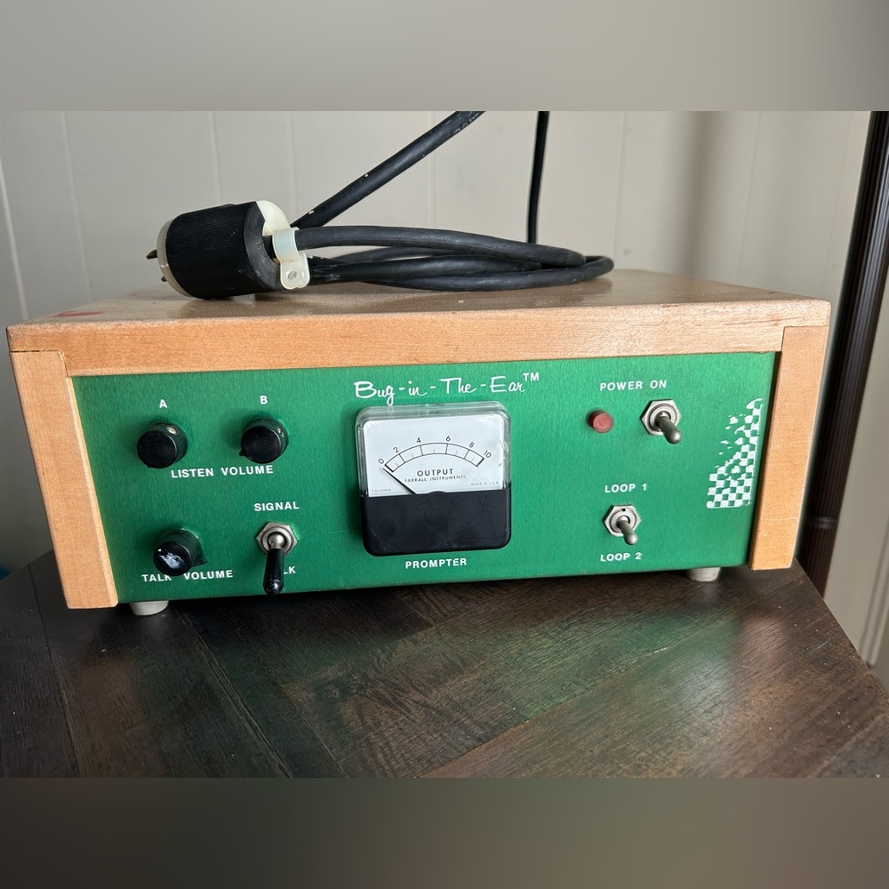 Vintage Audio Amplifier (Bug in the ear)